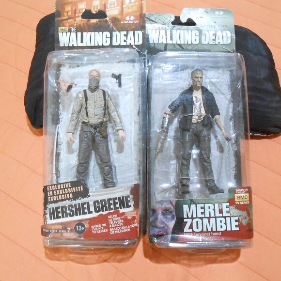 Walking Dead Merle Zombie & Hershel Greene Severed Head Figures - Picture 1 of 6